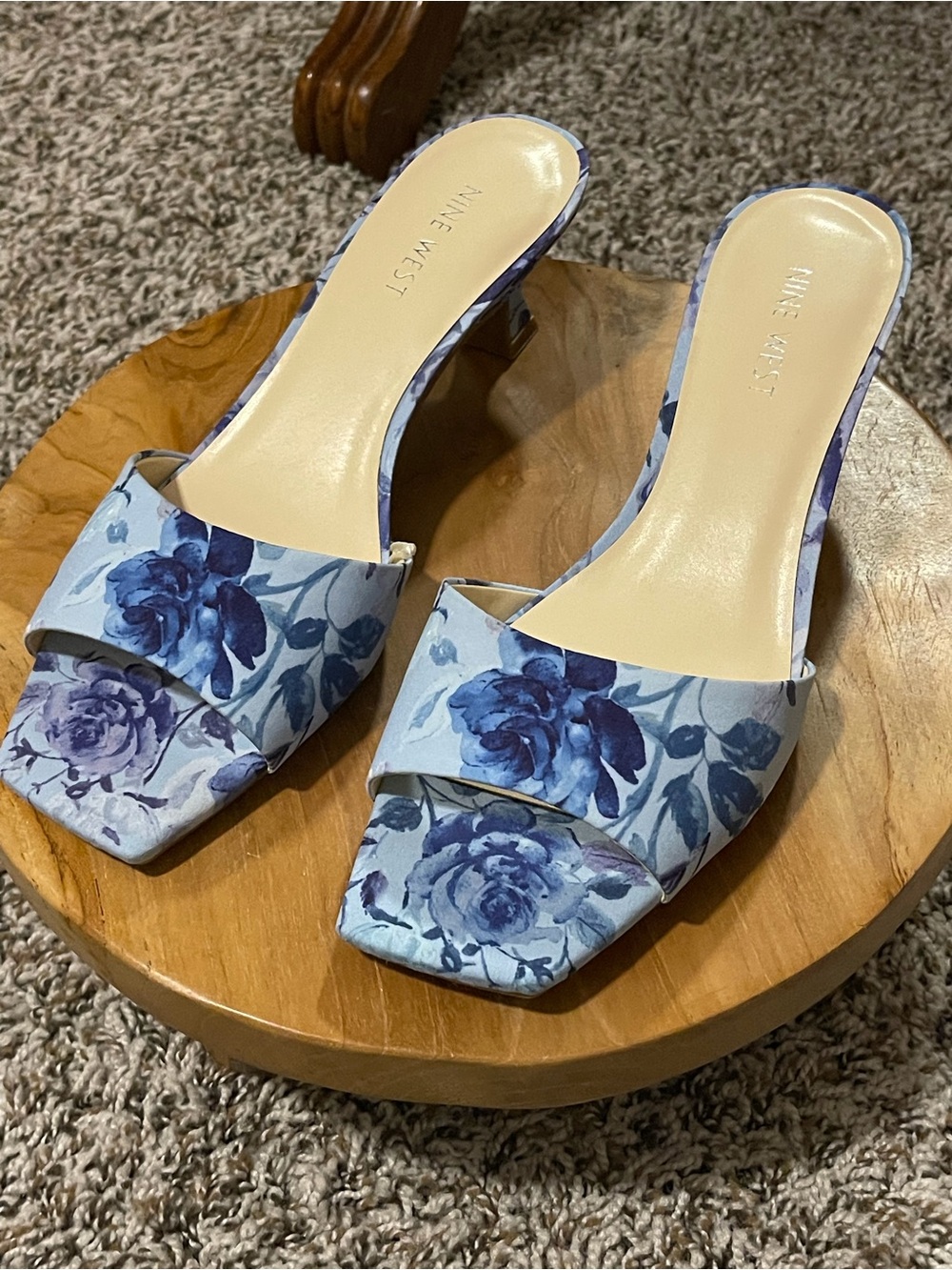 Nine West Blue Floral Slide Mules NWOT